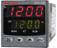 Honeywell UDC1200 Universal Controller